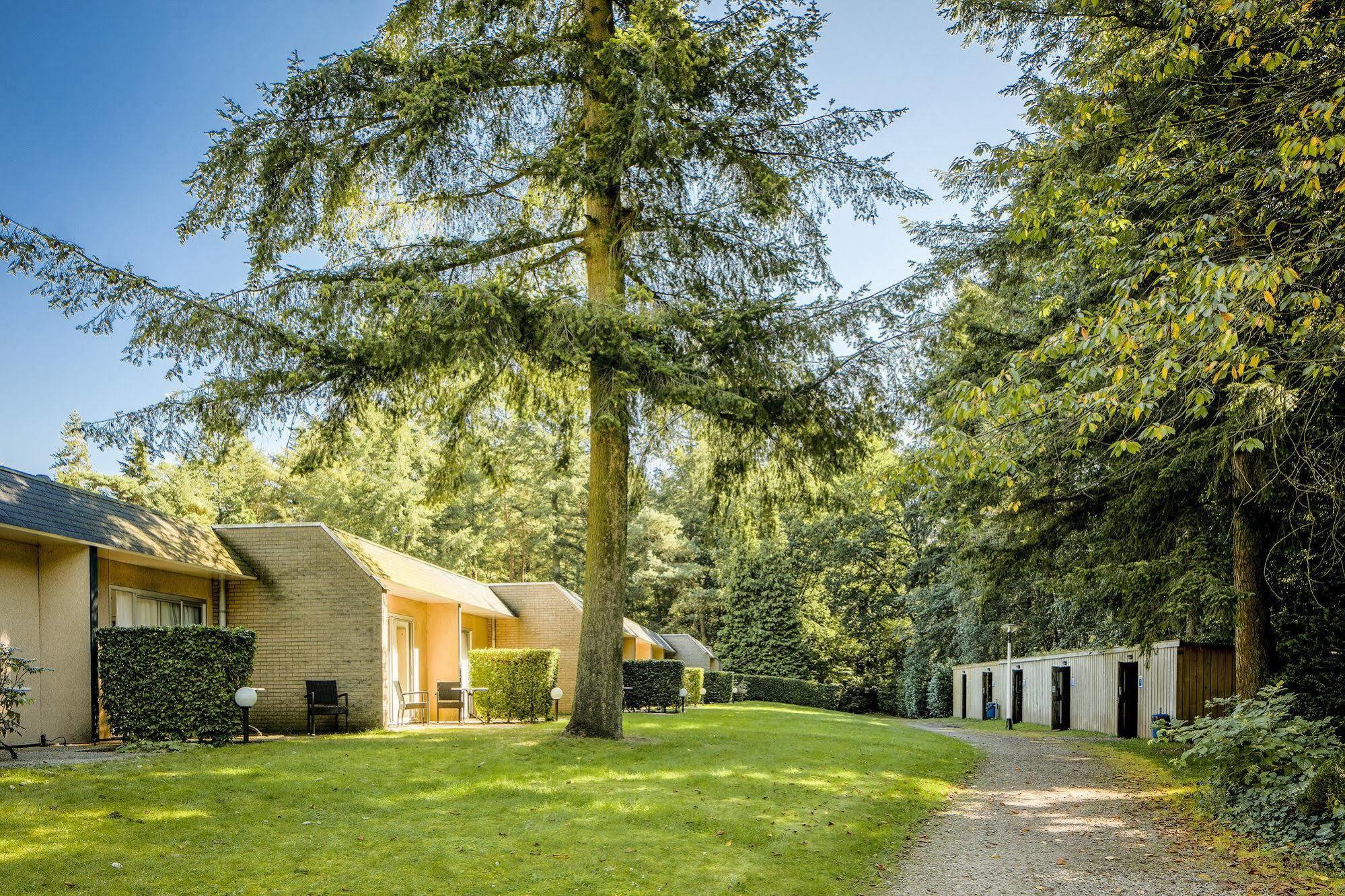 Fletcher Hotel-Restaurant Mooi Veluwe Путен Екстериор снимка